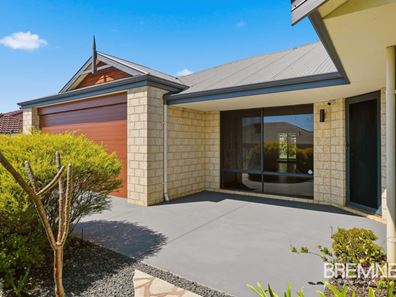 2 McCallum Parkway, Bertram WA 6167