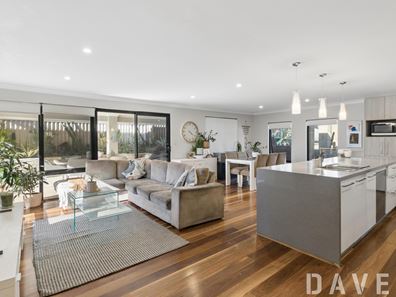 35 Claygate Way, Kingsley WA 6026