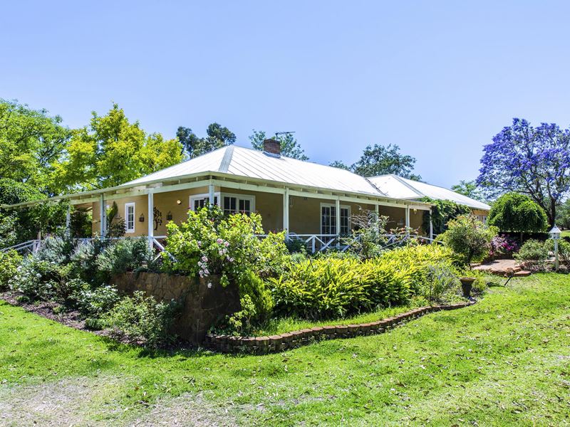 11601 West Swan Road, Henley Brook