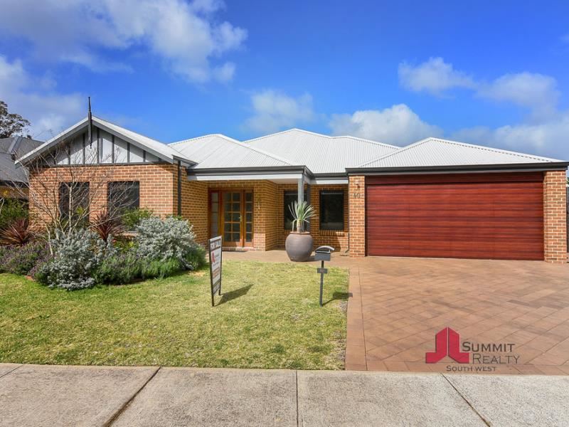 40 Mooralup Turn, Dalyellup WA 6230