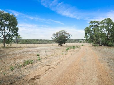 118 Oyston Rd (BAKERS HILL), Copley WA 6562