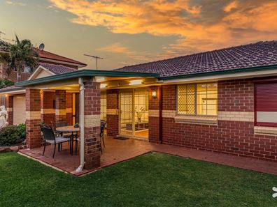 25A Doney Street, Alfred Cove WA 6154