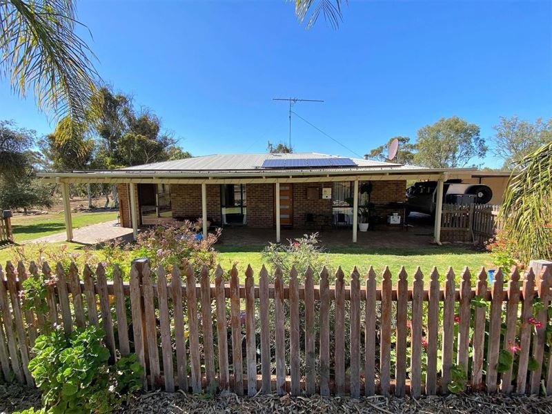 85 Augustini road, Bakers Hill