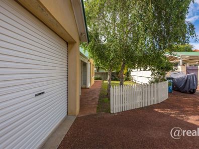 2/18 Golf Links Road, Middleton Beach WA 6330