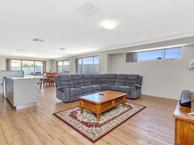 13 Glyde Way, South Yunderup WA 6208