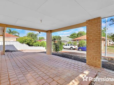 13 Belaring Place, Kenwick WA 6107