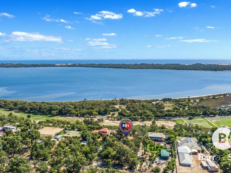 4 Stanton Way, Leschenault WA 6233