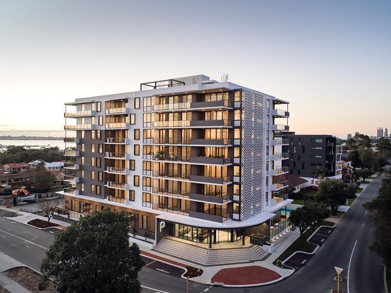 303/8 Henley Street, Como
