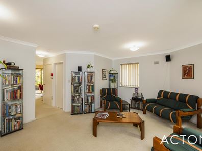 3/2 Riseley Street, Applecross WA 6153