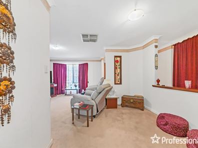 49 Manly Crescent, Warnbro WA 6169