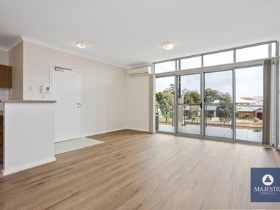 17/105 Wentworth Parade, Success WA 6164