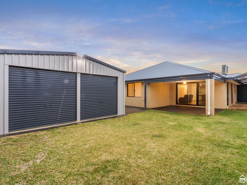 9 Richards Street, Byford WA 6122