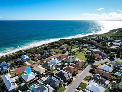 10 Sandy Cove, Halls Head WA 6210