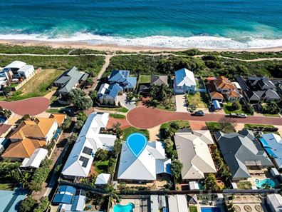 10 Sandy Cove, Halls Head WA 6210