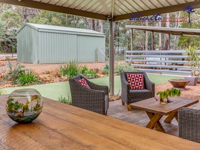 150 Peet Road, Roleystone WA 6111