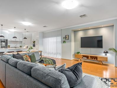 39 Rothery Loop, Piara Waters WA 6112