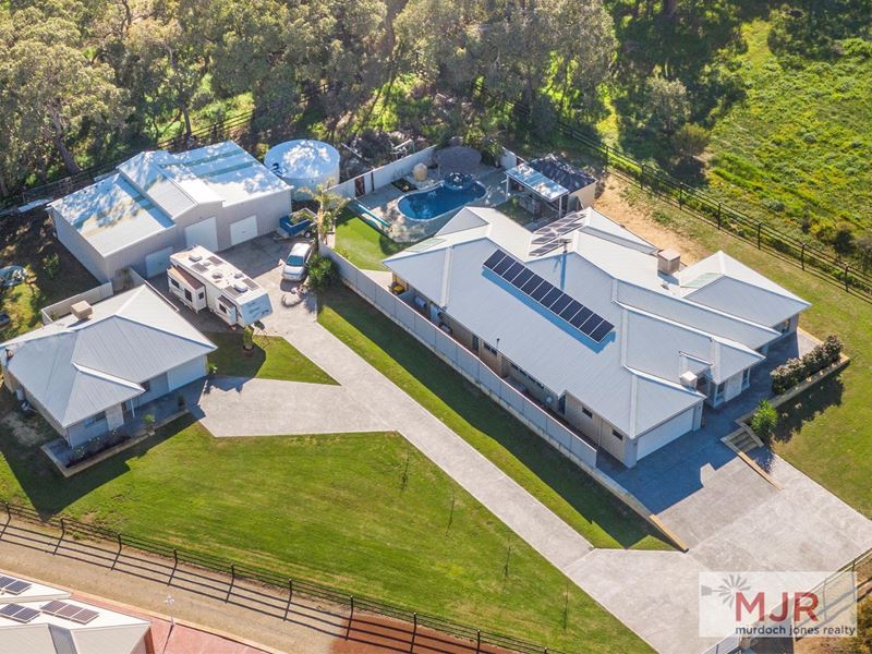 23 Rivose Crescent, Darling Downs