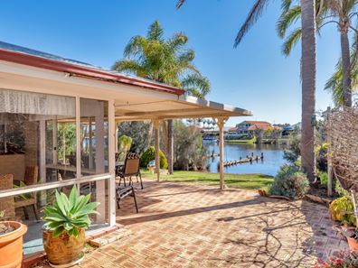 13 Delta Drive, South Yunderup WA 6208