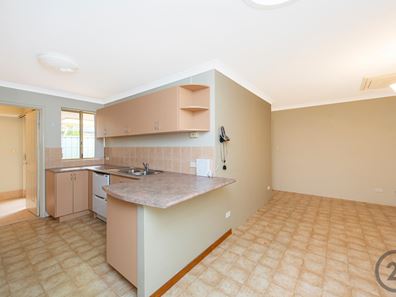 14 Saffron Loop, Falcon WA 6210