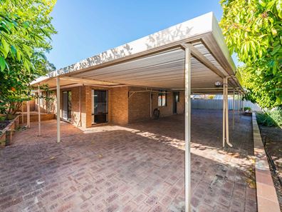 9 Birdland Lane, Ballajura WA 6066