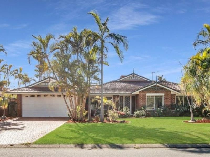 11 Redgum Way, Morley WA 6062