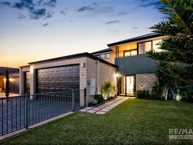 14 Seaspray Crescent, Jindalee WA 6036