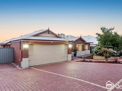 8 Knoop Drive, Byford WA 6122