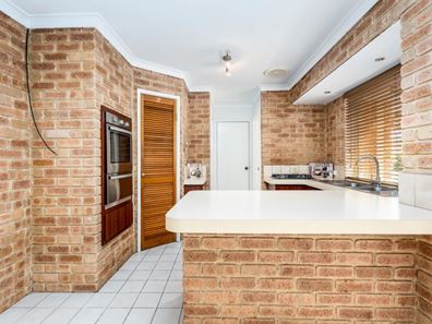 3/16 Mattison Way, Greenwood WA 6024