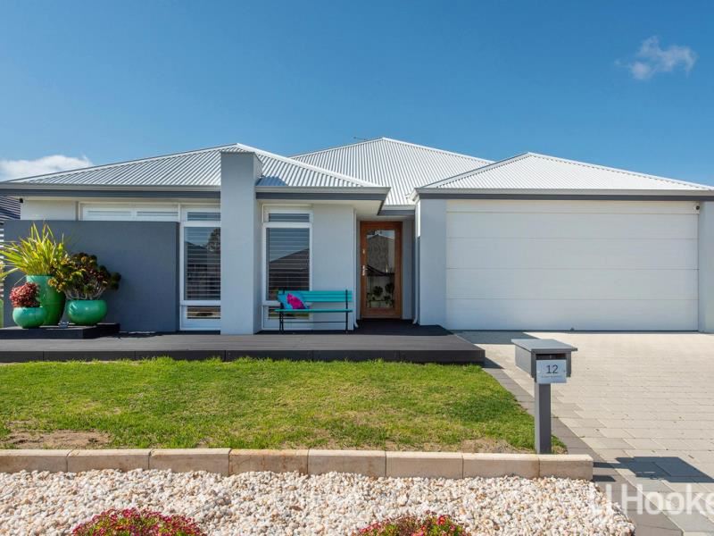 12 Budjan Approach, Dawesville