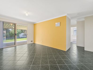 28 Seminole Gardens, Seville Grove WA 6112