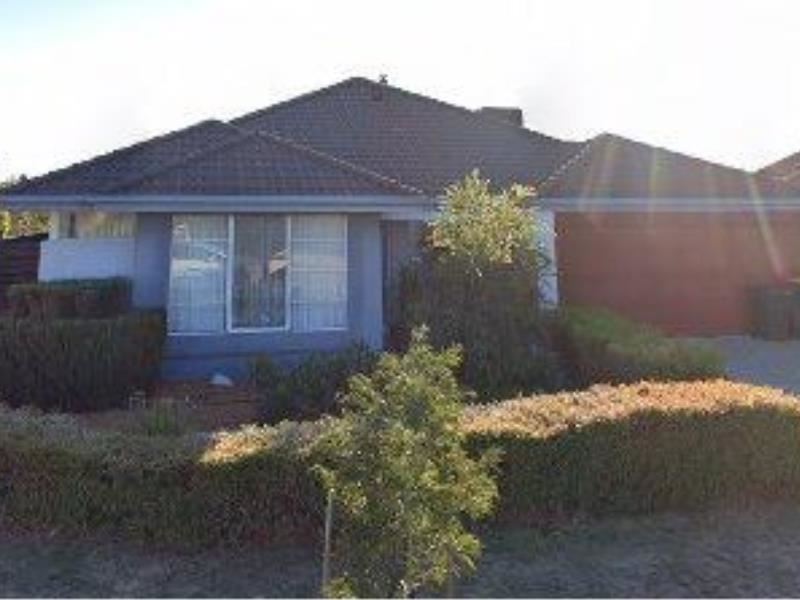 7 Peach Way, Byford