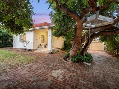 76 Wood Street, Swanbourne WA 6010