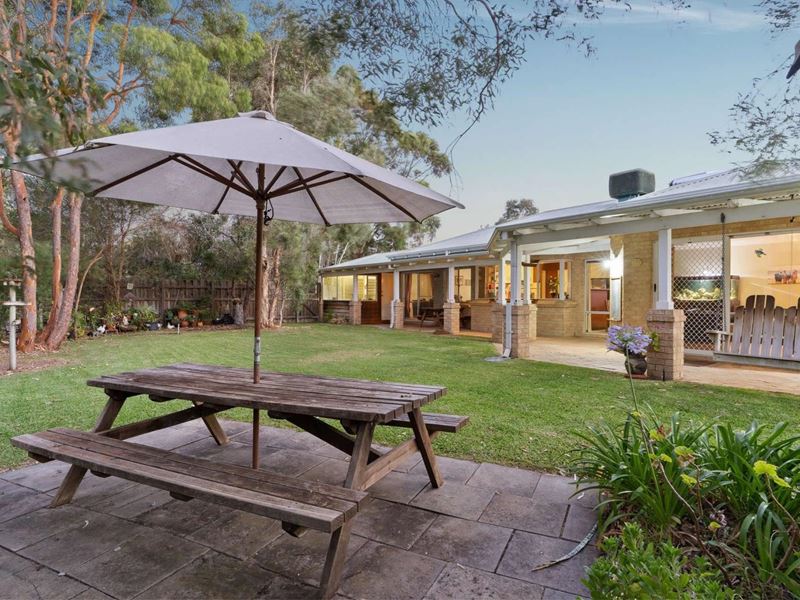 131 Vines Avenue, The Vines WA 6069