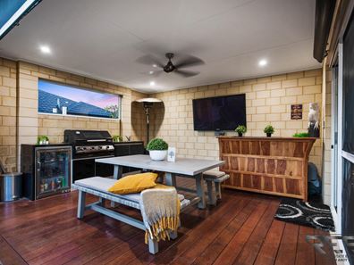 20 Flindell Way, Piara Waters WA 6112