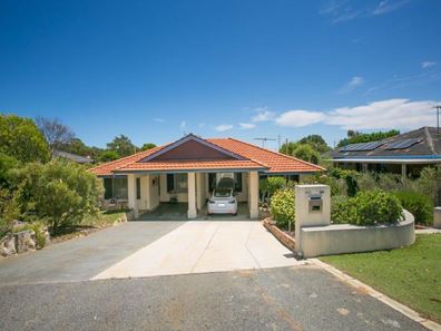 16A Claygate Road, Hamilton Hill WA 6163