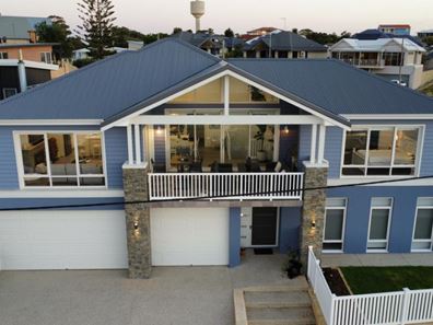 39b Halls Head Parade, Halls Head WA 6210