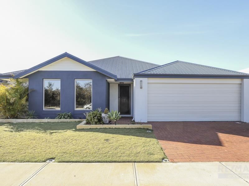 32 Salwood Loop, Banksia Grove WA 6031
