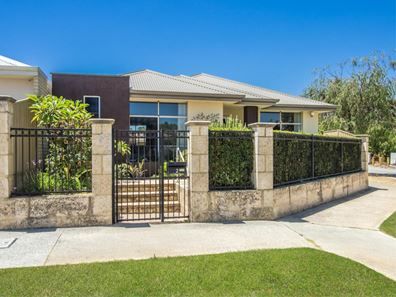 2 Camborne Approach, Bertram WA 6167