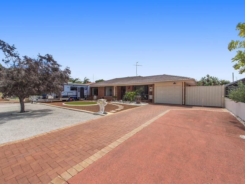 36 Arundel Drive, Halls Head WA 6210