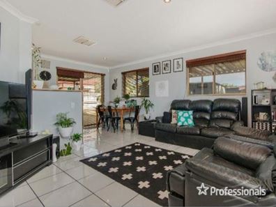 19 Azure Lane, Warnbro WA 6169