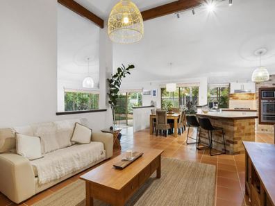 5 Lundy Court, Currambine WA 6028