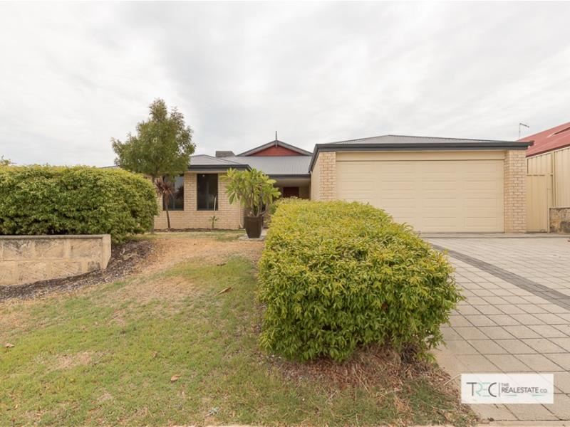 5 Winslow Crest, Lakelands