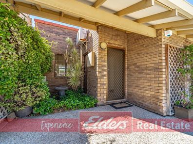 54 Peelwood Parade, Halls Head WA 6210