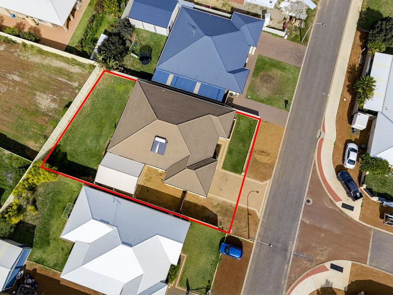 27 Windward Way, Drummond Cove