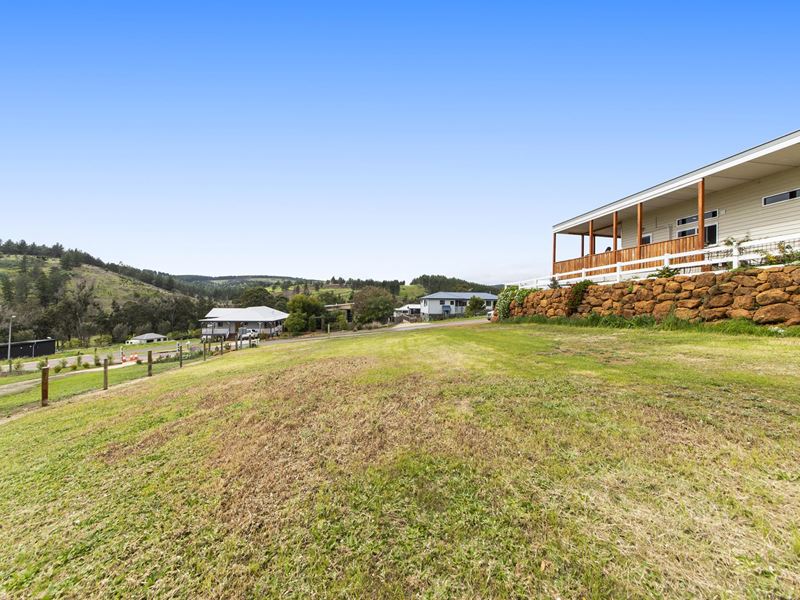 20 Hitchcock Drive, Nannup