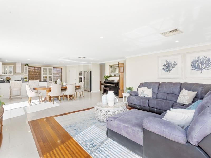 11 Fireball Way, Ocean Reef