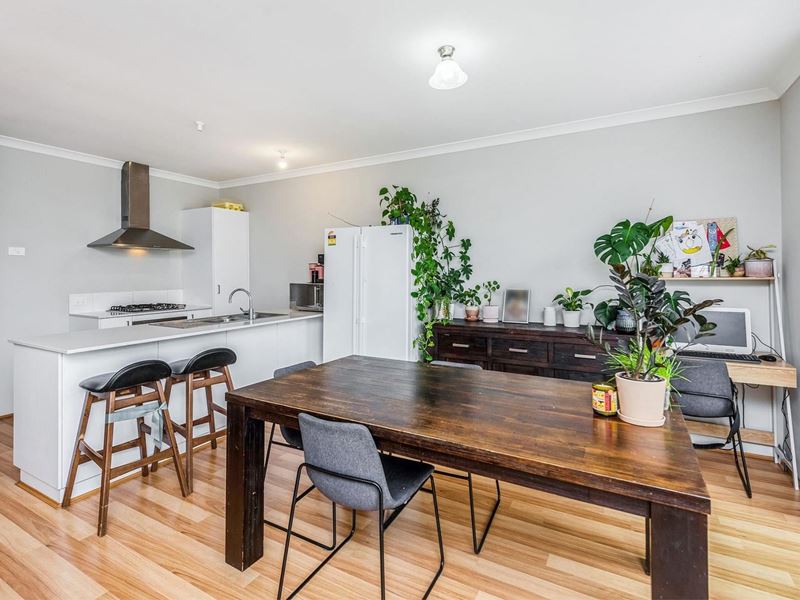 21 Ligado Avenue, Aveley
