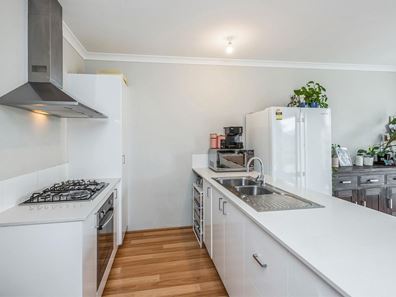 21 Ligado Avenue, Aveley WA 6069
