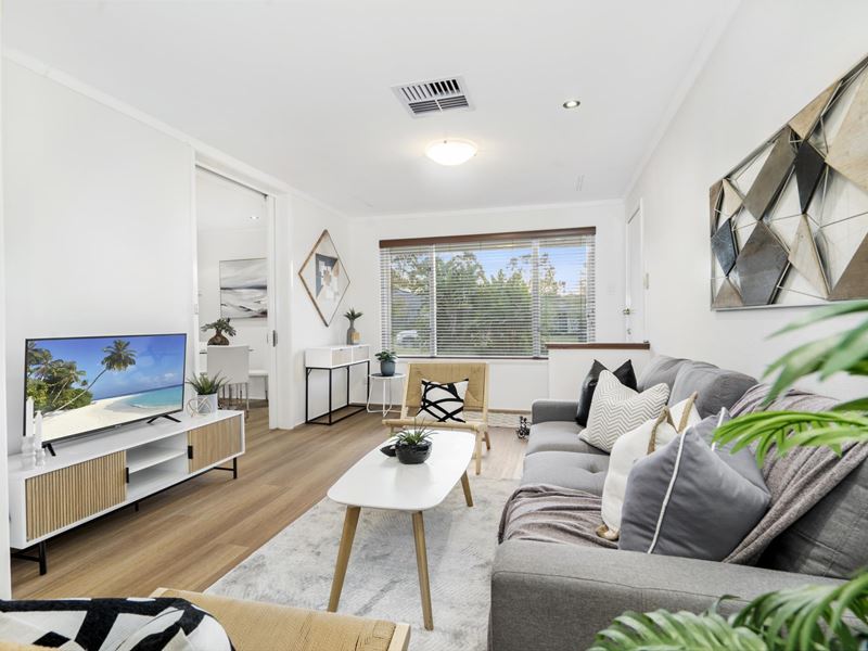 33 Riga Crescent, Willetton