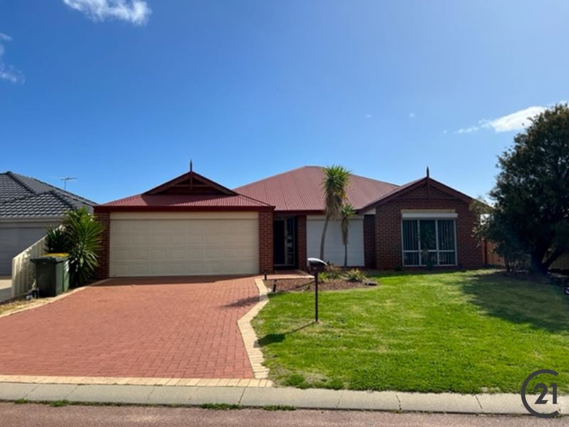 53 Albina Chase, Lakelands